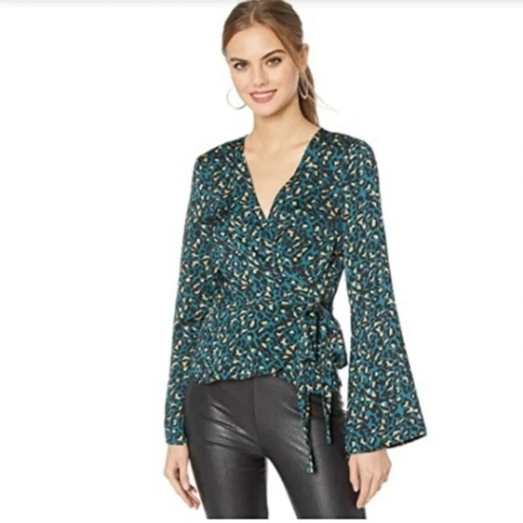Excellent condition BCBG BCBgeneration wrap blouse SIZE xxs​ - Picture 1 of 8